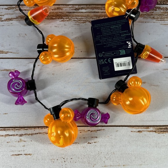 2023 Disney Light Up Halloween Necklace Authentic Brand New - Picture 2 of 4